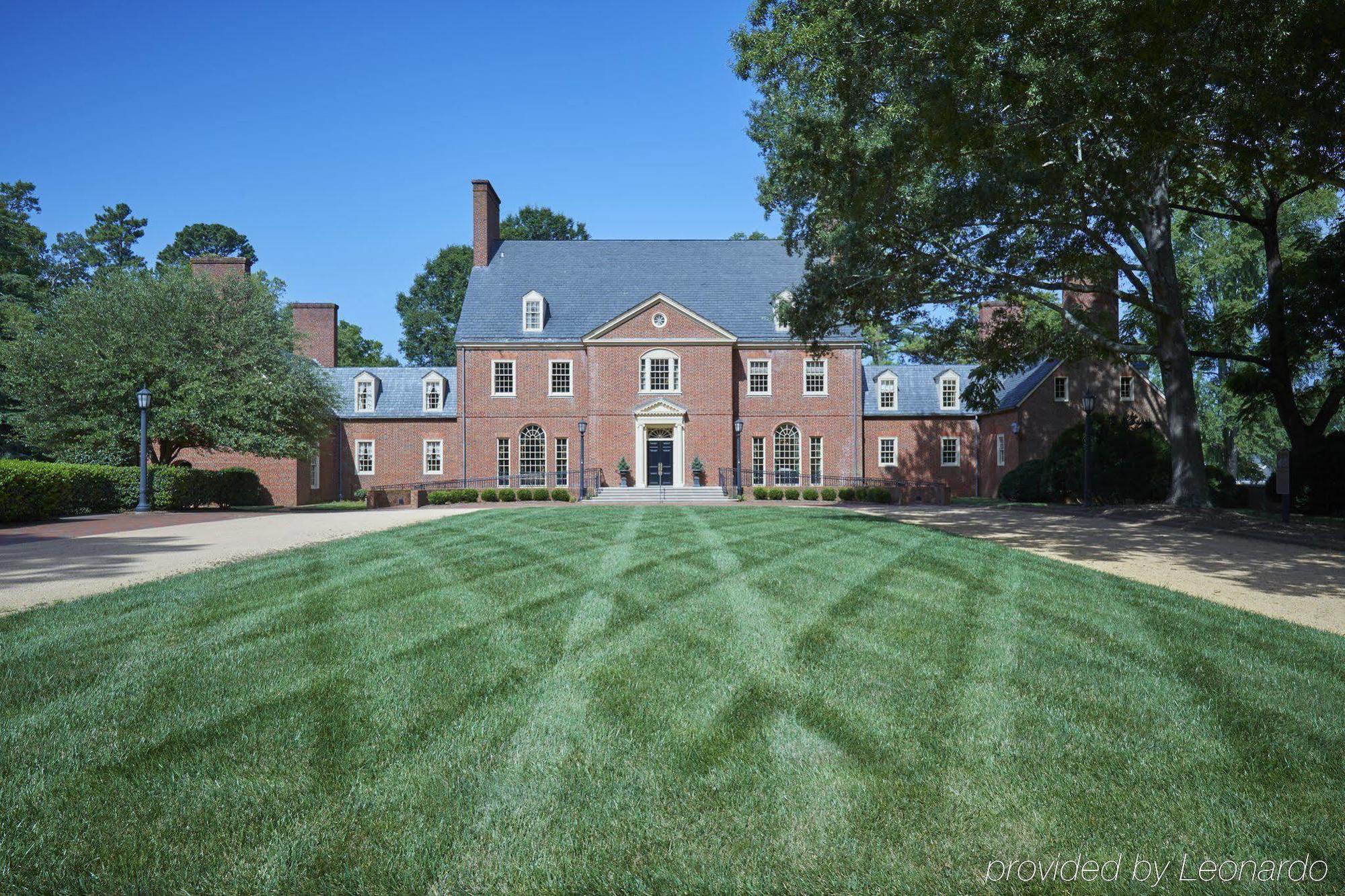 Rizzo Center, A Destination By Hyatt Hotel Chapel Hill Exterior foto